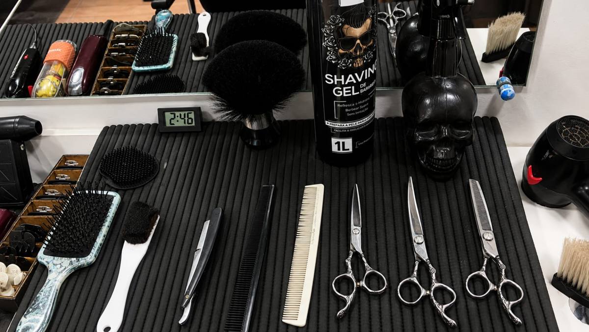 Máquinas de corte e acessórios da barbearia